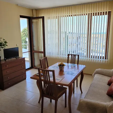 Apartmán Laguna Alba Kavarna